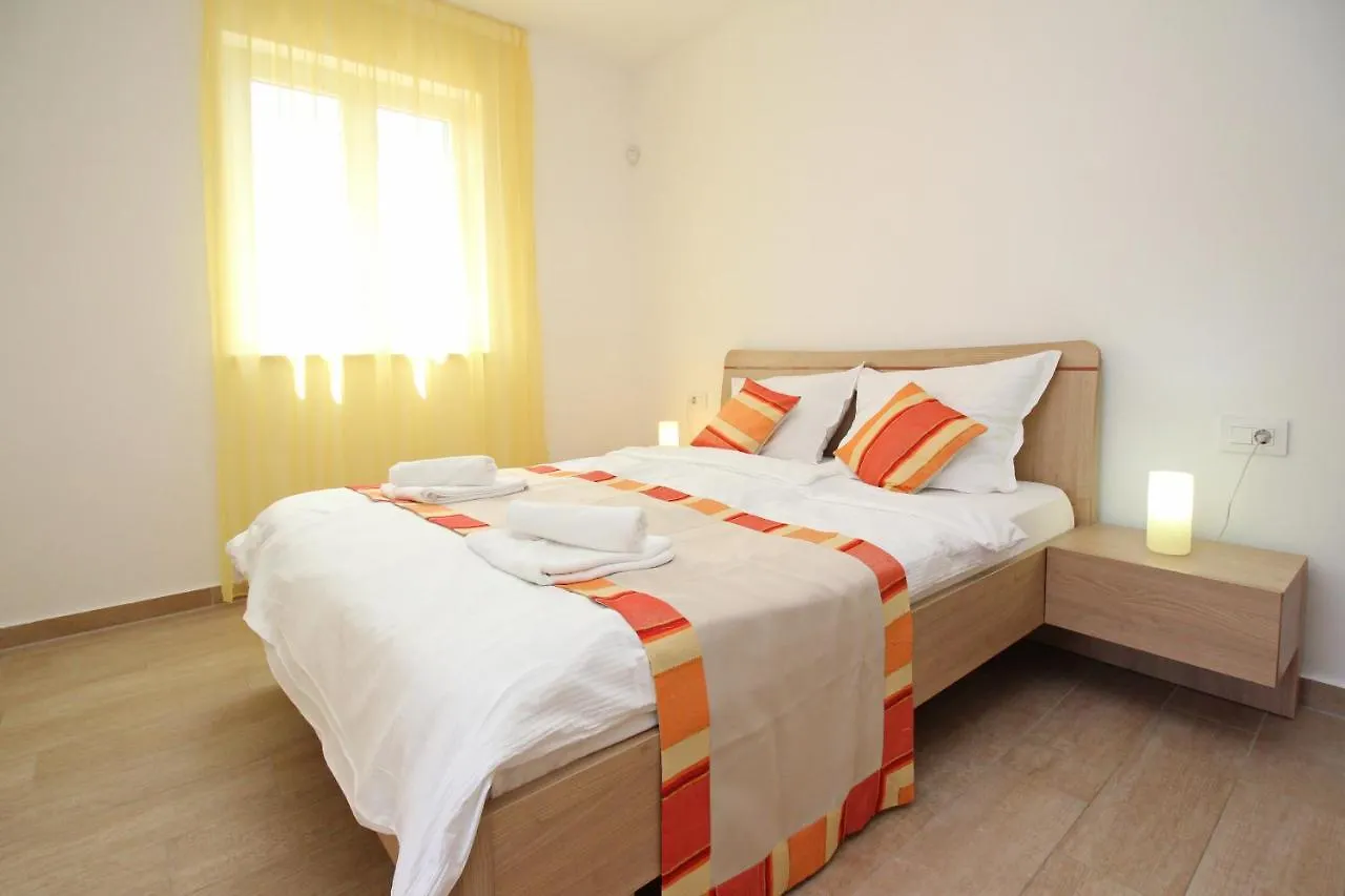Apartments By The Sea Baska, Krk - 18845 Croatia