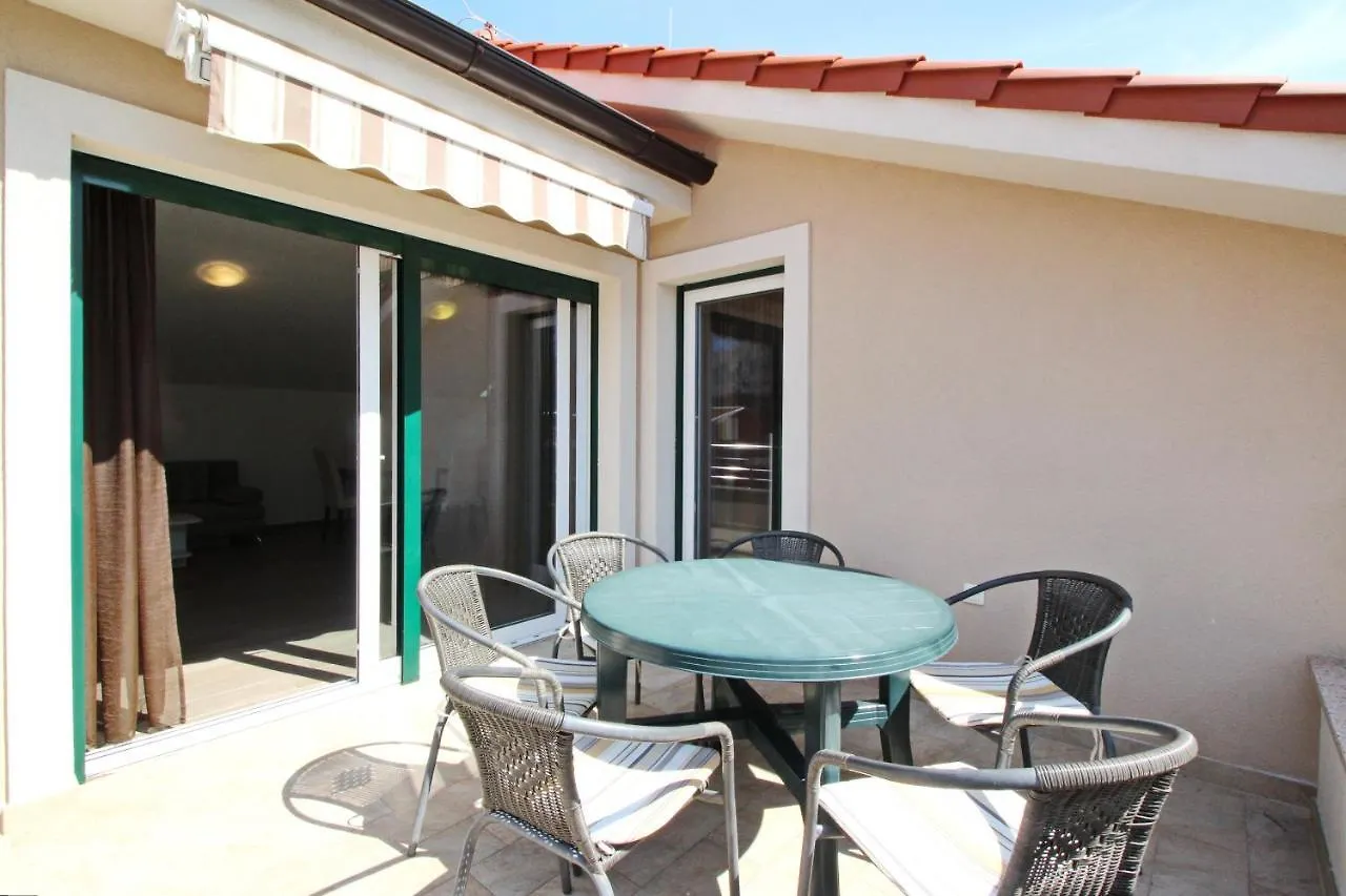 Apartments By The Sea Baska, Krk - 18845 Croatia