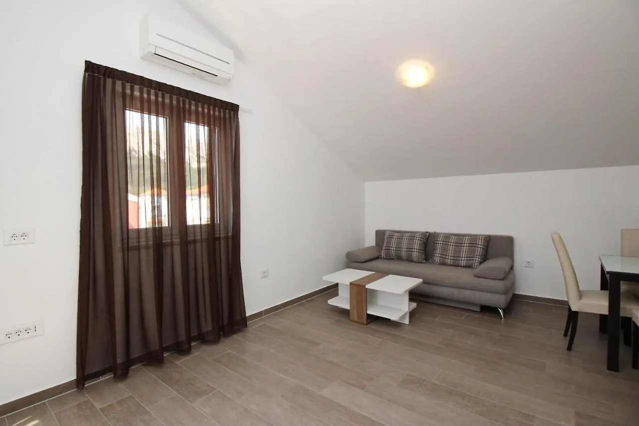 Apartments By The Sea Baska, Krk - 18845  Baska (Krk)